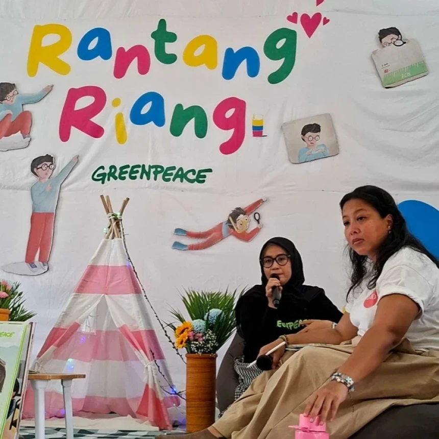 Mikroplastik Masuk Air Minum, Bahaya Plastik Tak Berhenti di Tempat Sampah