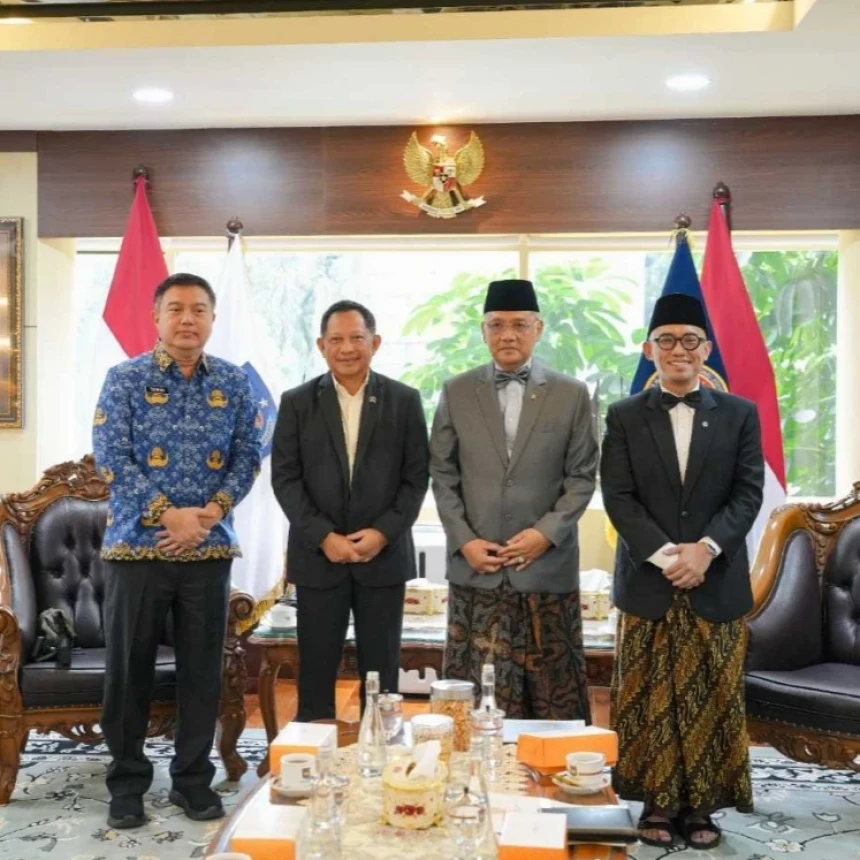 Kemenhaj-Kemendagri Sinkronkan Data Jamaah, Antrean Haji Pastikan Akurat