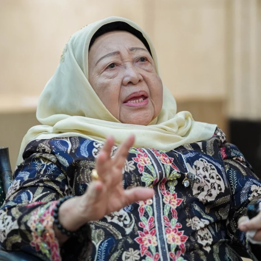 Innalillahi, Mustasyar PBNU Nyai Machfudhoh Aly Ubaid Wafat