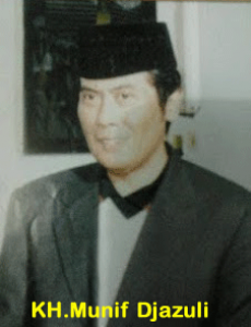 KH. Munif Djazuli Berpulang ke Rahmatullah