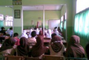 Siswa SMA Islam Al-Mizan Pelatihan Menulis Skenario