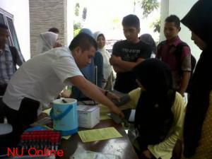 PMII Sumbang 28 Kantong Darah