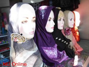 Kerudung Beragam Jenis Diminati Perempuan