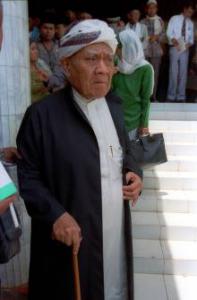 Anwar Musaddad, Kiai yang Dosen