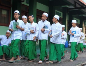 Aset Koperasi Pesantren Sidogiri Tembus Rp 1 Triliun