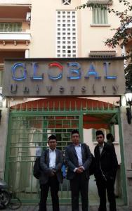 Kunjungan Gus Rozin ke Global University Lebanon