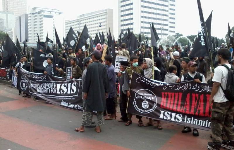 ISIS Berencana Dirikan “Khilafah Jauh” di Indonesia