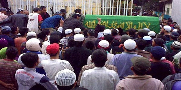 Doa Takziah di Hadapan Keluarga Jenazah