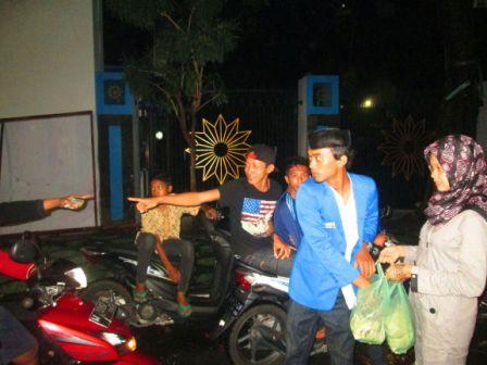 Buru Lailatul Qodar, PMII Gelar Sahur on The Road