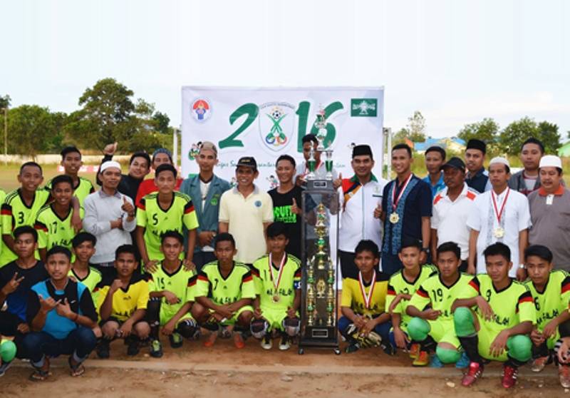 Kesebelasan Al-Falah Putra Juara LSN Kalimantan II Zona Kalsel