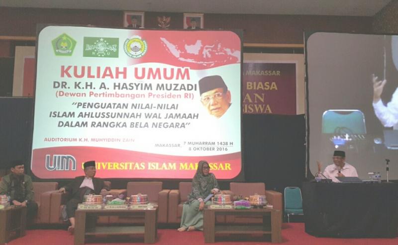 KH Hasyim Muzadi: Aswaja Hadapi Perang Dua Ideologi Transnasional