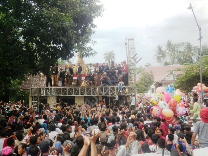 Tradisi Saparan Sebaran Apem Pengging dan Potensi Ekonomi