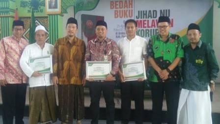 Lakpesdam Pasuruan Gelar Bedah Buku Melawan Korupsi