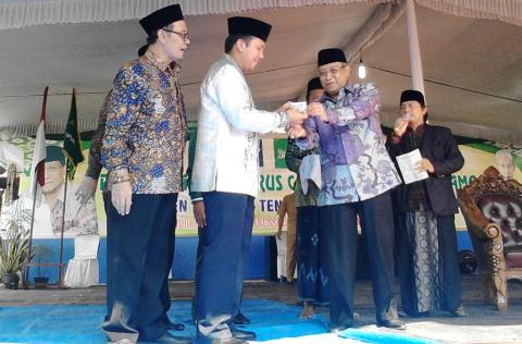 Gubernur Lampung Terima Kartanu dari Ketua Umum PBNU