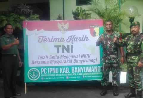 Pemerintah Bubarkan HTI, IPNU Banyuwangi Kirim Karangan Bunga