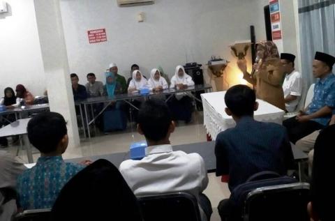 Buka Kelas Film Ramadhan, Wabup Mundjidah Minta Ada Film Santri