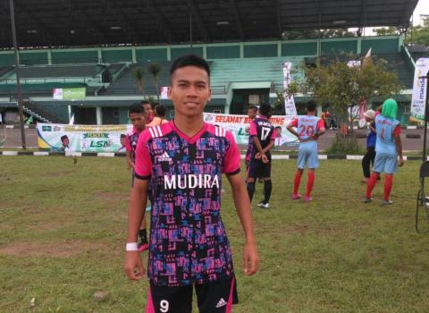 Aldi Hamid, Top Skor Liga Santri 2017 dari Pesantren DDI Kaballangan