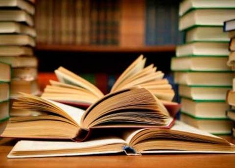 Hukum Jual Beli Buku Agama, Puisi, dan Ilmu Pengetahuan