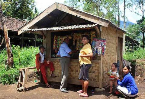 Hukum Belanja di Minimarket hingga Warung Kecil Gulung Tikar