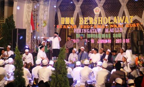 Universitas Muria Kudus Puncaki Festival Maulid dengan Bershalawat