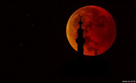 Khutbah Gerhana Bulan: Meresapi Hakikat Fenomena Alam