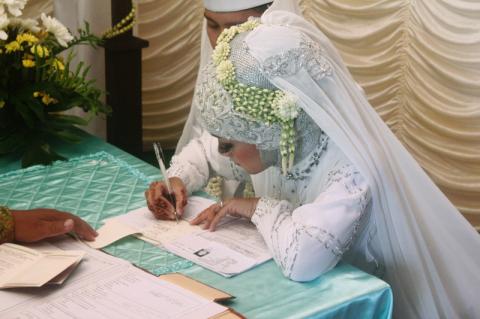 Kedudukan dan Urgensi Pencatatan Nikah