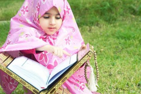 Hukum Tilawah Al-Quran Perempuan