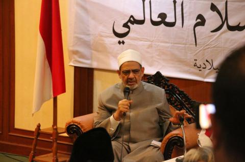 Grand Syekh Al-Azhar: Politisasi Agama Merusak Masyarakat dan Harus Dilawan