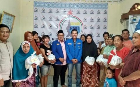 Tebar Kasih Sayang kepada Sesama, PMII DKI Jakarta Baksos Sembako