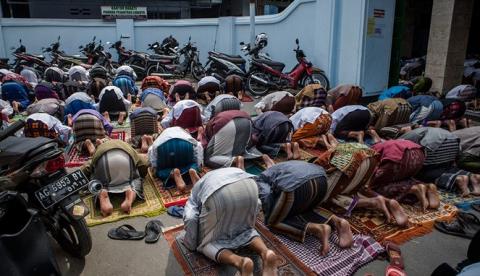 Ketika Imam Shalat Id Lupa Baca Takbir Sunah