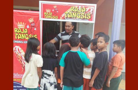 Raja Tangsis, Usia Dua Tahun Kini Miliki 350 Mitra Gerai