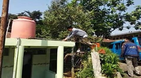 KH Abbas Ma’ruf, Kiai Pekerja Keras dari Cisempur