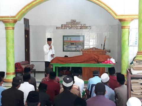 Ulama, Hidupnya Jadi Cahaya Wafatnya Jadi Mauidzah