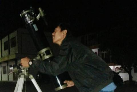Buntet Pesantren Siarkan Langsung Observasi Gerhana Bulan Total