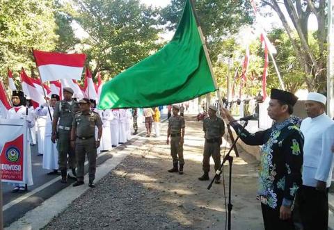 Ribuan Pelajar MAN Bondowoso Gelar Kirab Bendera Merah Putih