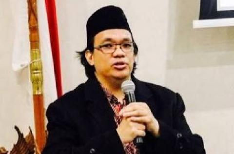 Nadirsyah Hosen explains misunderstood khilafah as solution