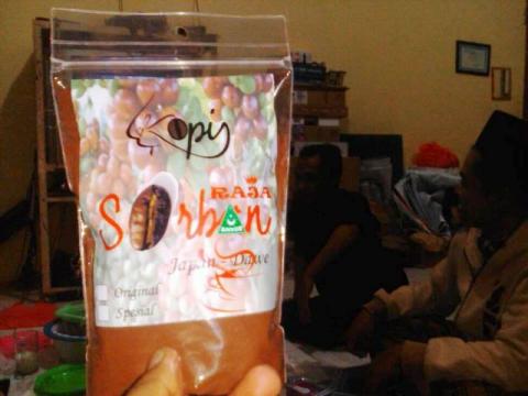 Ansor di Kawasan Ini Kembangkan Usaha Kopi Bubuk