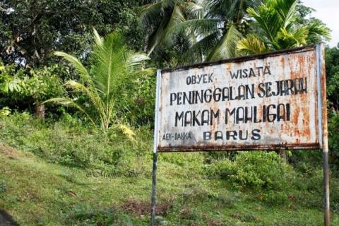 Puisi Persia di Makam Barus