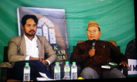 Buku Mozaik Islam; Membaca Islam Kontemporer Indonesia