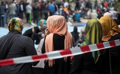 Sebelum Terbitkan UU Baru untuk Islam, Presiden Prancis Diminta Dengarkan Suara Muslim