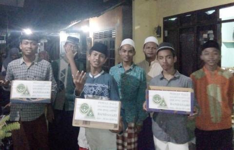 Pelajar NU Tegal Galang Dana Peduli Sulteng dengan Datangi Rumah Warga