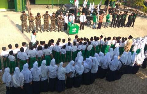 Sambut Hari Santri, LAZISNU Sambeng Kirab Koin NU ke Madrasah