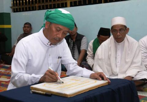 Ulama Kharismatik Pringsewu Dikukuhkan sebagai Nama Jalan