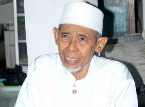 Innalillahi Telah Wafat KH Ali Samman, Santri Dokumentator dari Zaman Old
