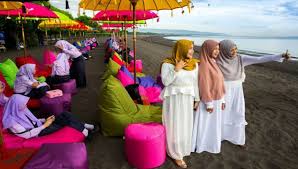 Indonesia aims to rank first in global halal tourism