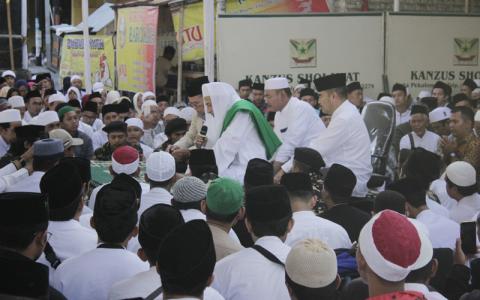NU prominent cleric prays for national unity