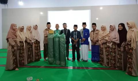 Mahasantri UIN Lampung Salurkan Sejumlah Bantuan