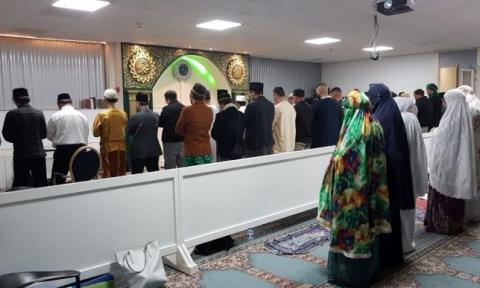 Menjadi Muallaf di Masjid Al-Ikhlas Amsterdam