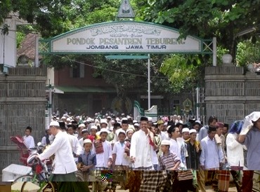 Kegiatan Sosial Ramadhan Tebuireng: Mulai Subsidi Listrik hingga Pelatihan Ngurus Jenazah