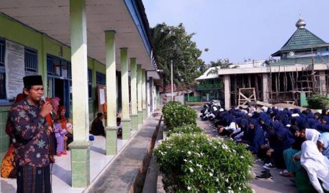Ikrar Santri Awali Aktivitas Pembelajaran Darunnaja Bengkulu Utara